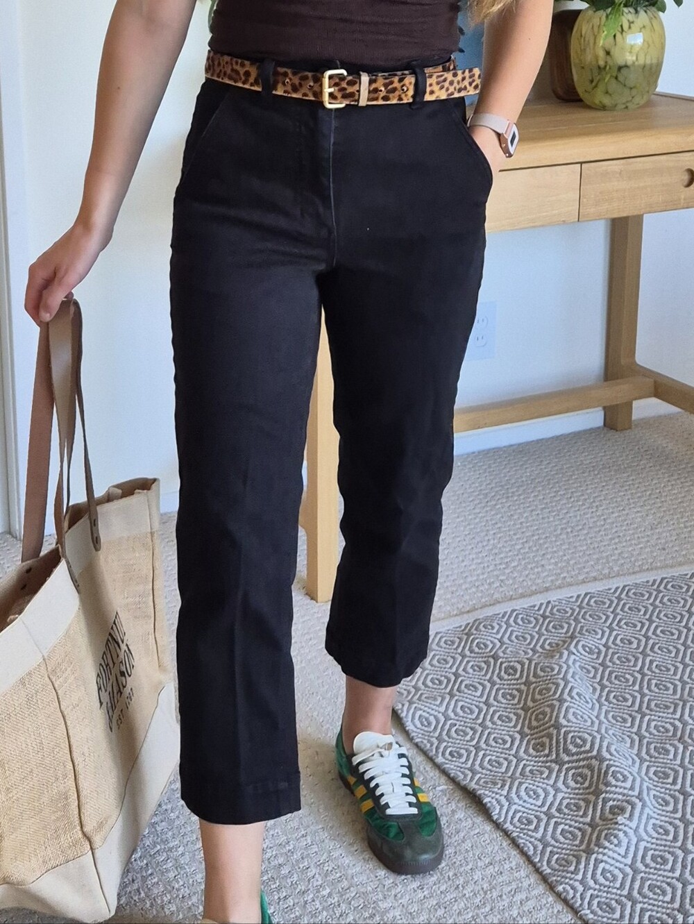 Everlane The Cropped Straight Jean (Short) | Size 0 / 26" - Picture 3 of 11